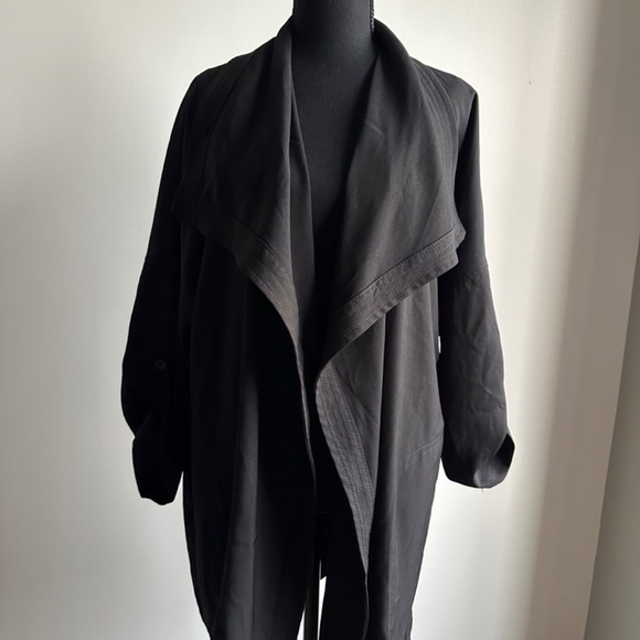 **MAX STUDIO* Plus Black Long Sleeve Open-Front Sweater Jacket Size 1X NWT - Picture 1 of 9